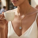 Alexa Halsband