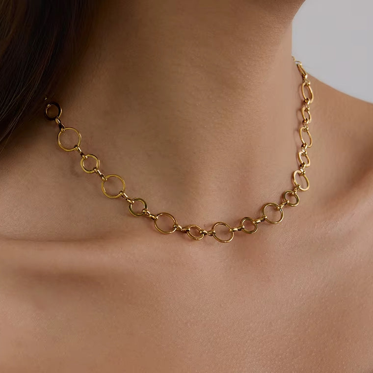 Ameline Halsband