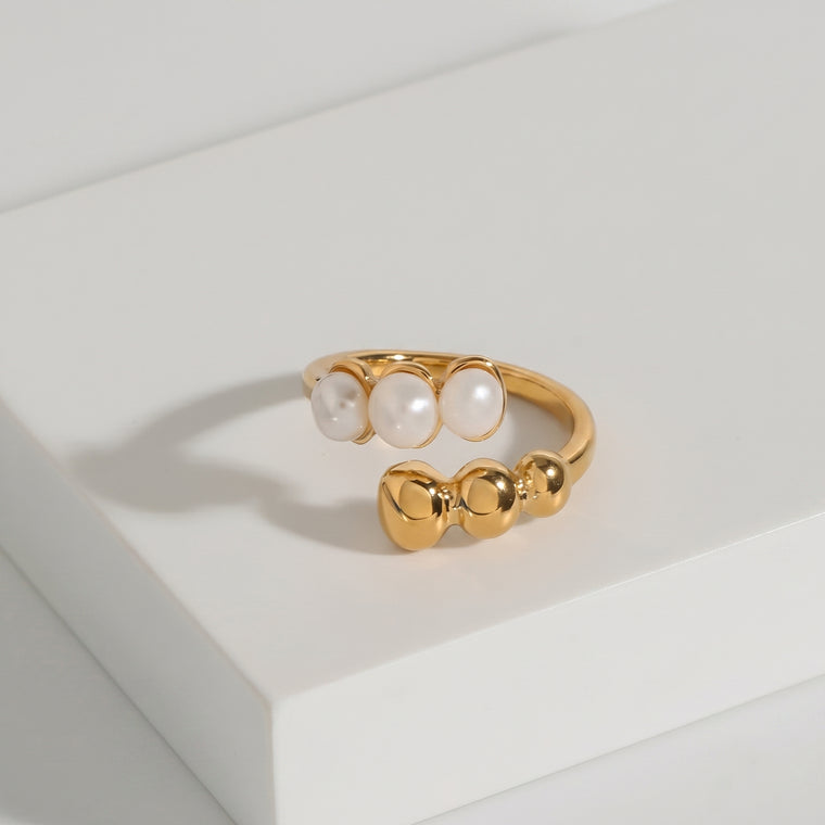 Lova Ring