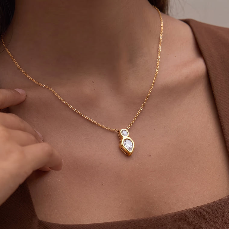 Risa Halsband