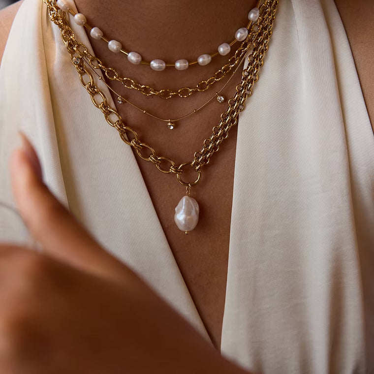 Karin Pärlhalsband