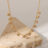 Adele Halsband